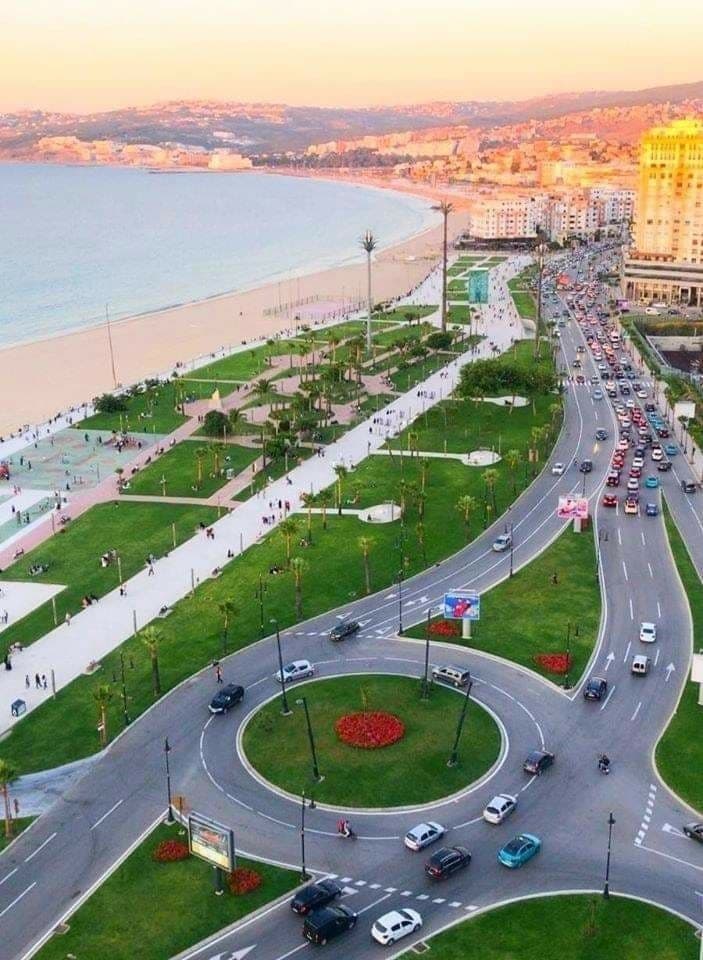 8 days tour from Casablanca to Marrakech by Sahara desert